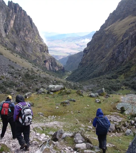 Lares Treks